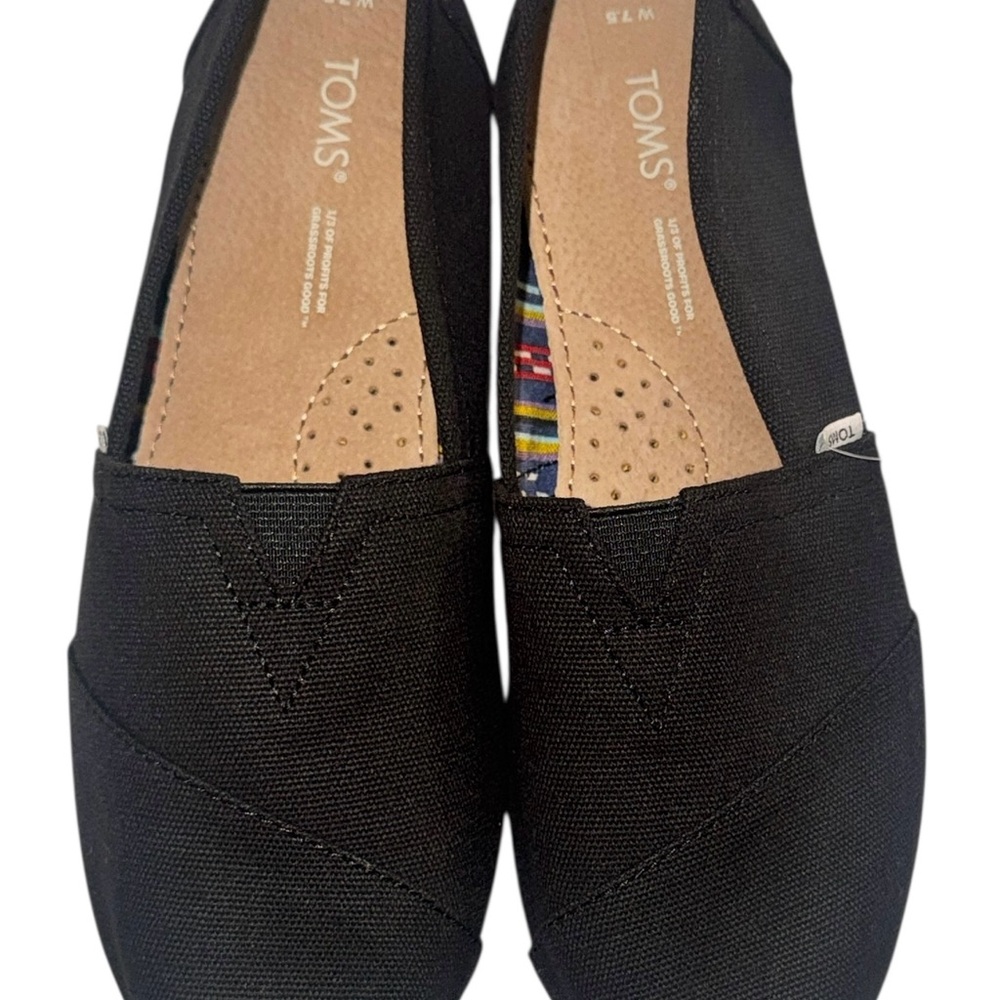 Toms Women's Black Canvas Flats - Picture 10 of 13